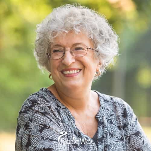 All-on-4 vs All-on-6 Dental Implants in Los Algodones for American Patients: US Cost Guide 